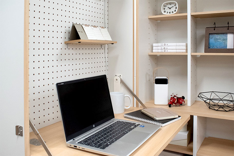 書斎・在宅ワークスペースとして使用